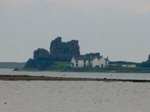 SD2363 : Piel Castle and The Ship Inn from Rampside