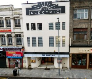 SP0686 : The Electric