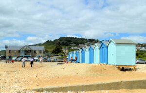 SY3693 : Beach Huts, Charmouth