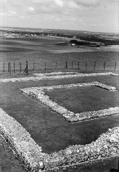SY6788 : Maiden Castle, 1962