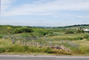 SY6880 : Sluice, Lodmoor Country Park