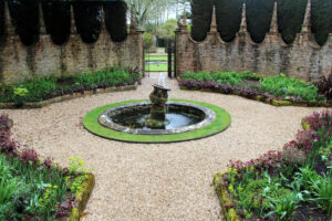 SY7794 : Fountain, Athelhampton House, Dorset