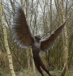 SY7891 : Sculpture by the lakes - Angel in the woods