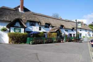 SY8280 : The Castle Inn, West Lulworth