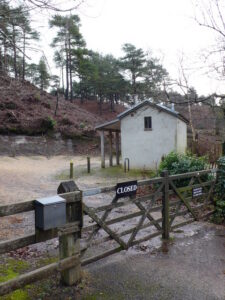 SY8290 : Car Park at Clouds Hill