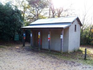 SY8290 : Closed Ticket Office
