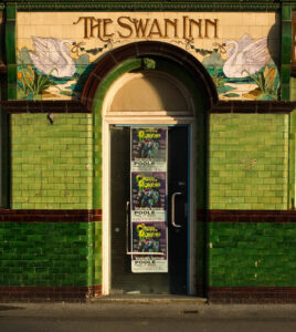SZ0190 : Entrance, former "The Swan Inn", Poole