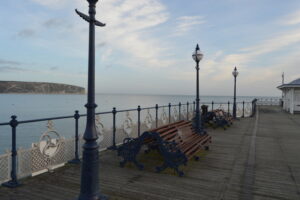 SZ0378 : Lamp standard, Swanage Pier