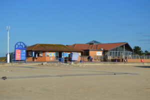 SZ0487 : Sandbanks Beach Cafe