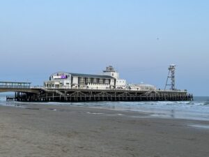 SZ0890 : Bournemouth Pier