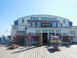 SZ0890 : Pier Theatre, Bournemouth