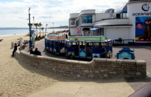 SZ0890 : West Undercliff Promenade, Bournemouth