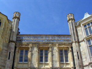 SZ2093 : Detail of Highcliffe Castle