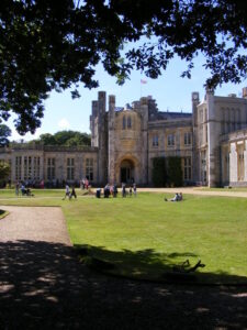 SZ2093 : Highcliffe View 