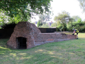 TQ4374 : Eltham Conduit Head