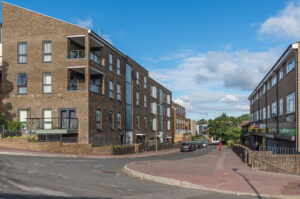 TQ4768 : Mountfield Way