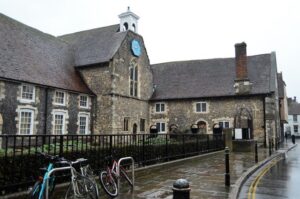 TR1457 : Canterbury Museum