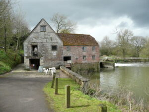 ST7813 : Sturminster Newton Mill