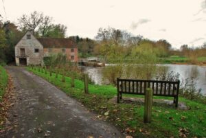 ST7813 : Sturminster Newton Mill