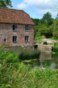 ST7813 : Sturminster Newton Mill