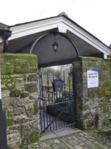 ST8622 : Entrance to Gold Hill Museum