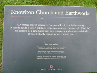 SU0210 : Knowlton church and earthworks [3]