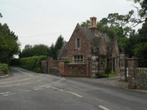 SU0611 : Edmondsham: Edmondsham House main entrance