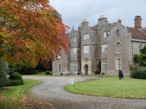 SU0611 : Edmondsham House, Dorset