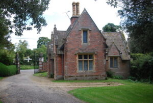 SU0611 : The Gate House