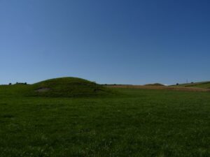 SY5990 : Poor Lot Barrows