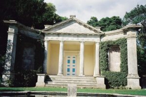 SY7190 : Kingston Maurward: gazebo