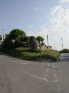 SY9777 : Worth Matravers, stone egg