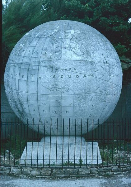 SZ0377 : The Great Globe, Durlston Country Park
