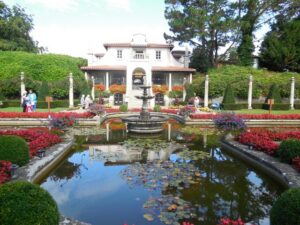 SZ0589 : Italian Garden & Villa, Compton Acres